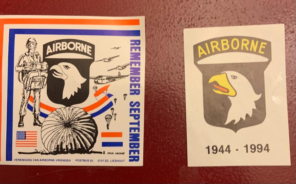 Sticker Airborne